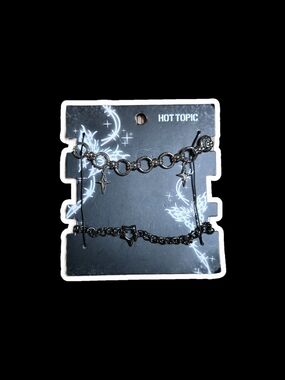 Hot Topic Gunmetal Shining Star & Black Spikey Star Chain Bracelet Set